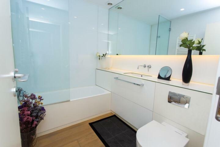 Apartment Playa Lucira Orio